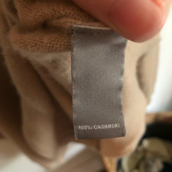 Nieman Marcus Cashmere Collection turtleneck sweater - Picture 4 of 5